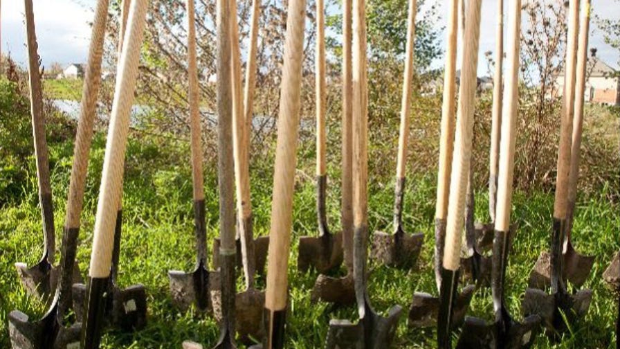 Tree Canada shovels